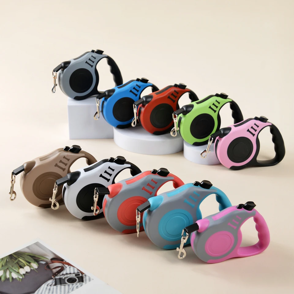 Automatic Retractable Dog Leash with One-Button Brake & Lock